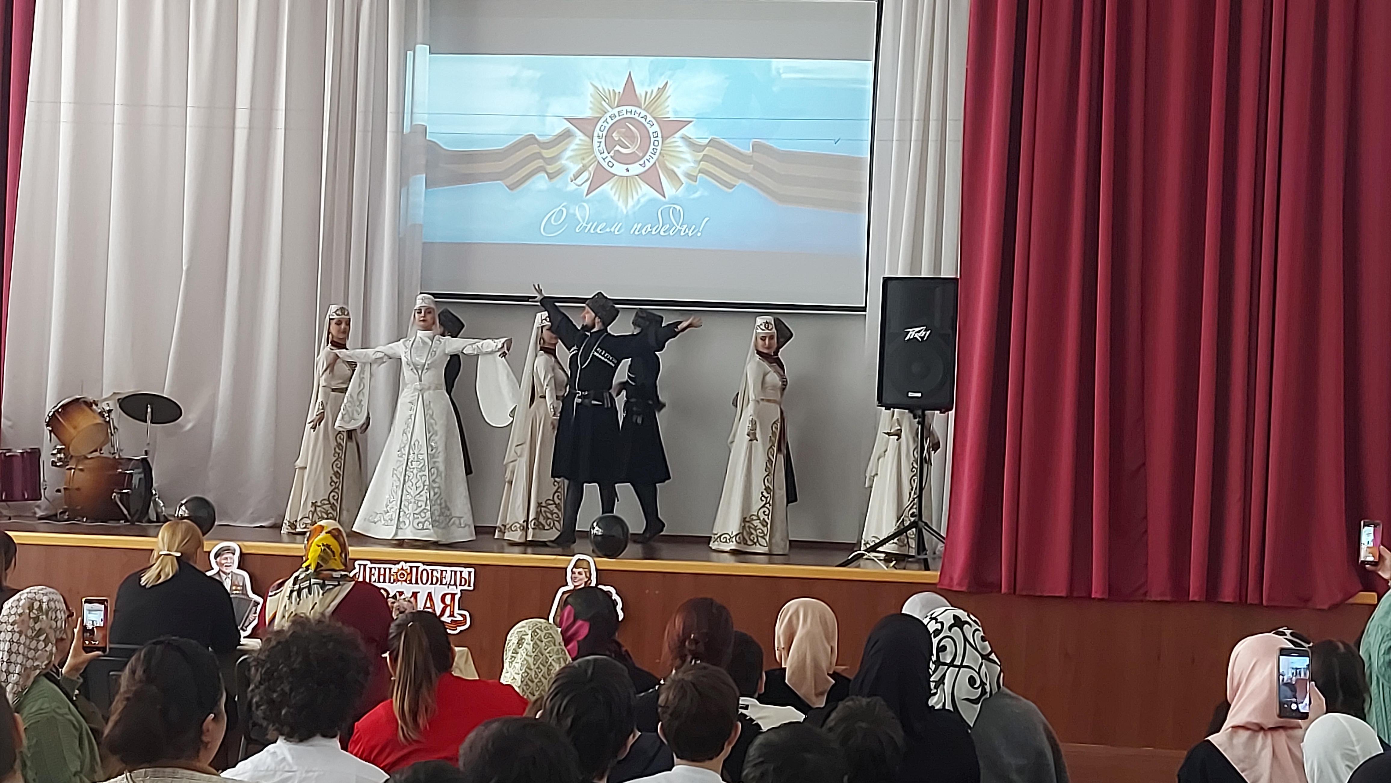 Сольный концерт ансамбля "Магас" посвященный Дню Победы в Великой Отечественной войне
