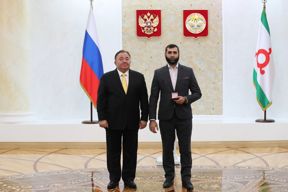 Звание "Заслуженный артист РИ"получил Куриев Багаудин
