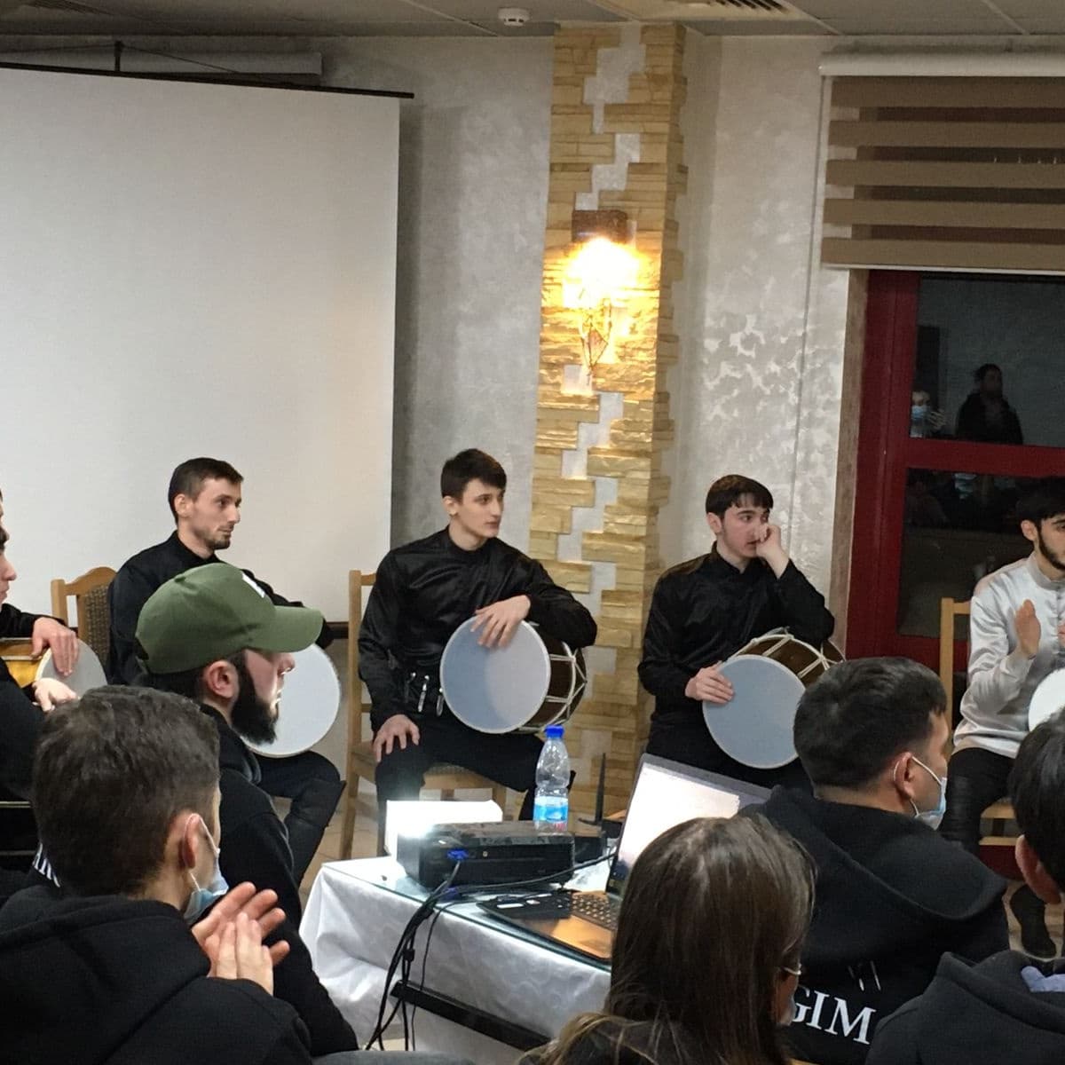 Ансамбль "Магас" выступил на Молодежном форуме "Таргим"